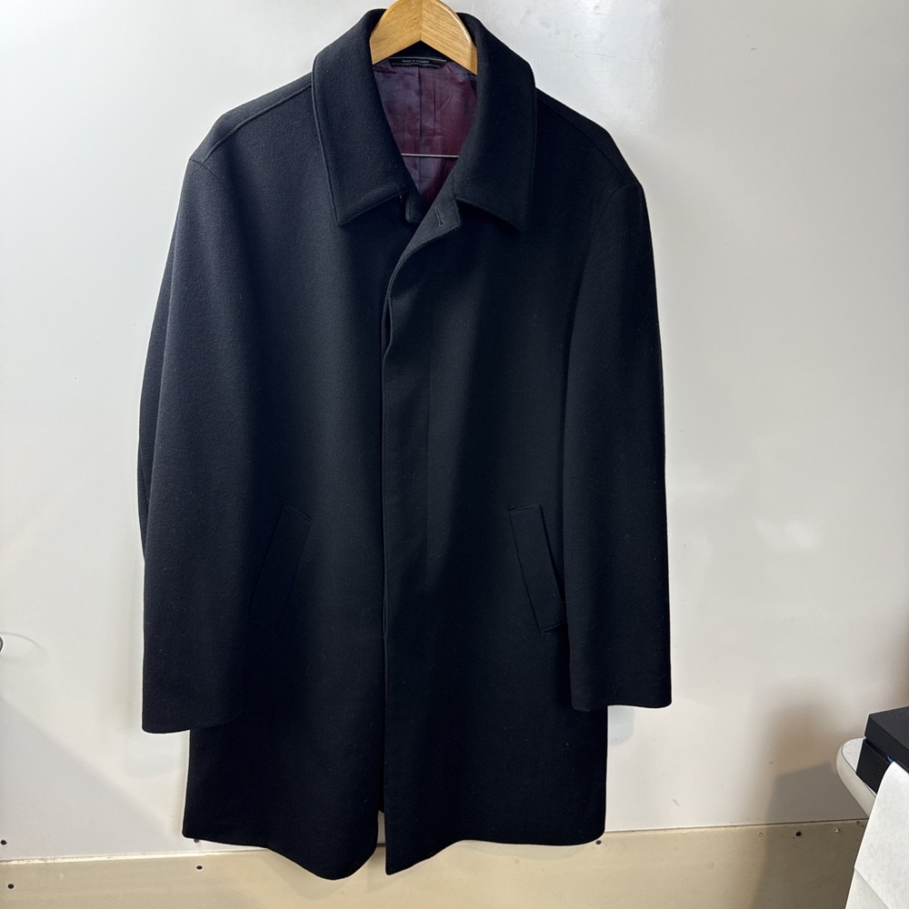Cardinal Luxury Collection Wool coat Marcus 44R Black Lining 100% Acetate 09P100